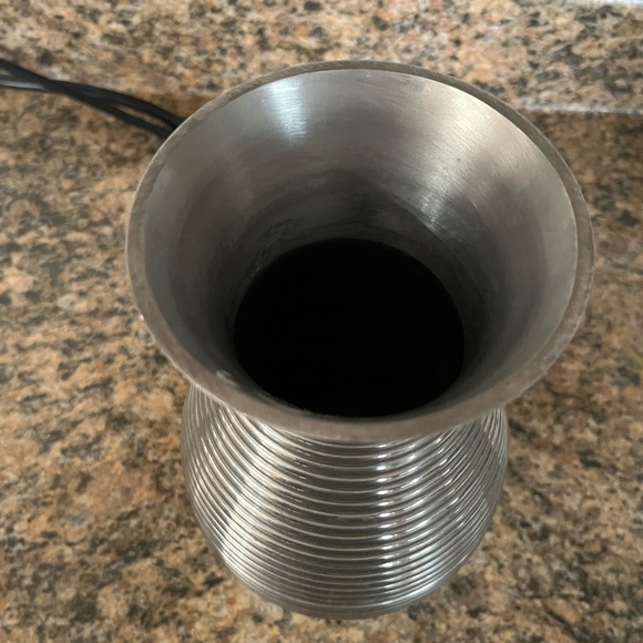 Vase - Picture 3 of 3